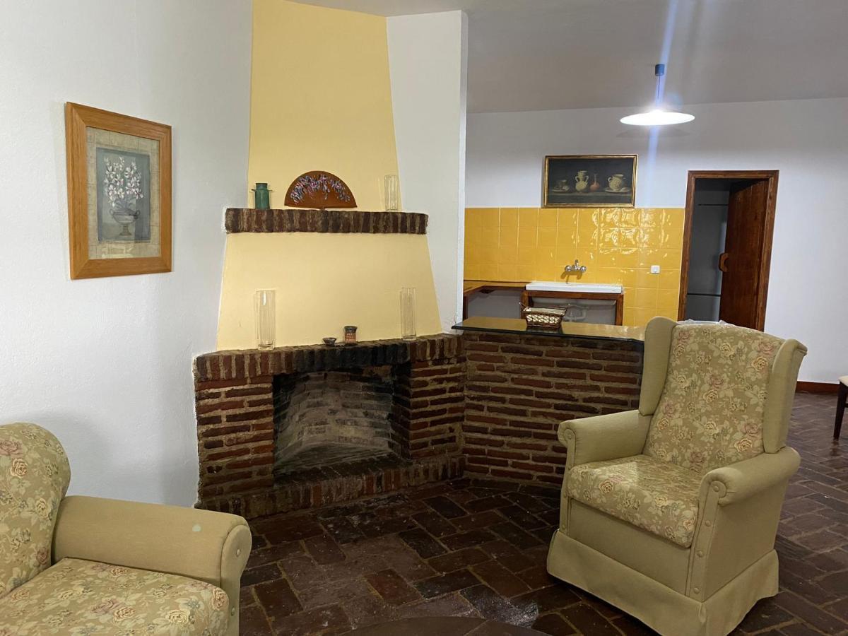 Casas Rurales Monasterio De Rocamador Almendral エクステリア 写真