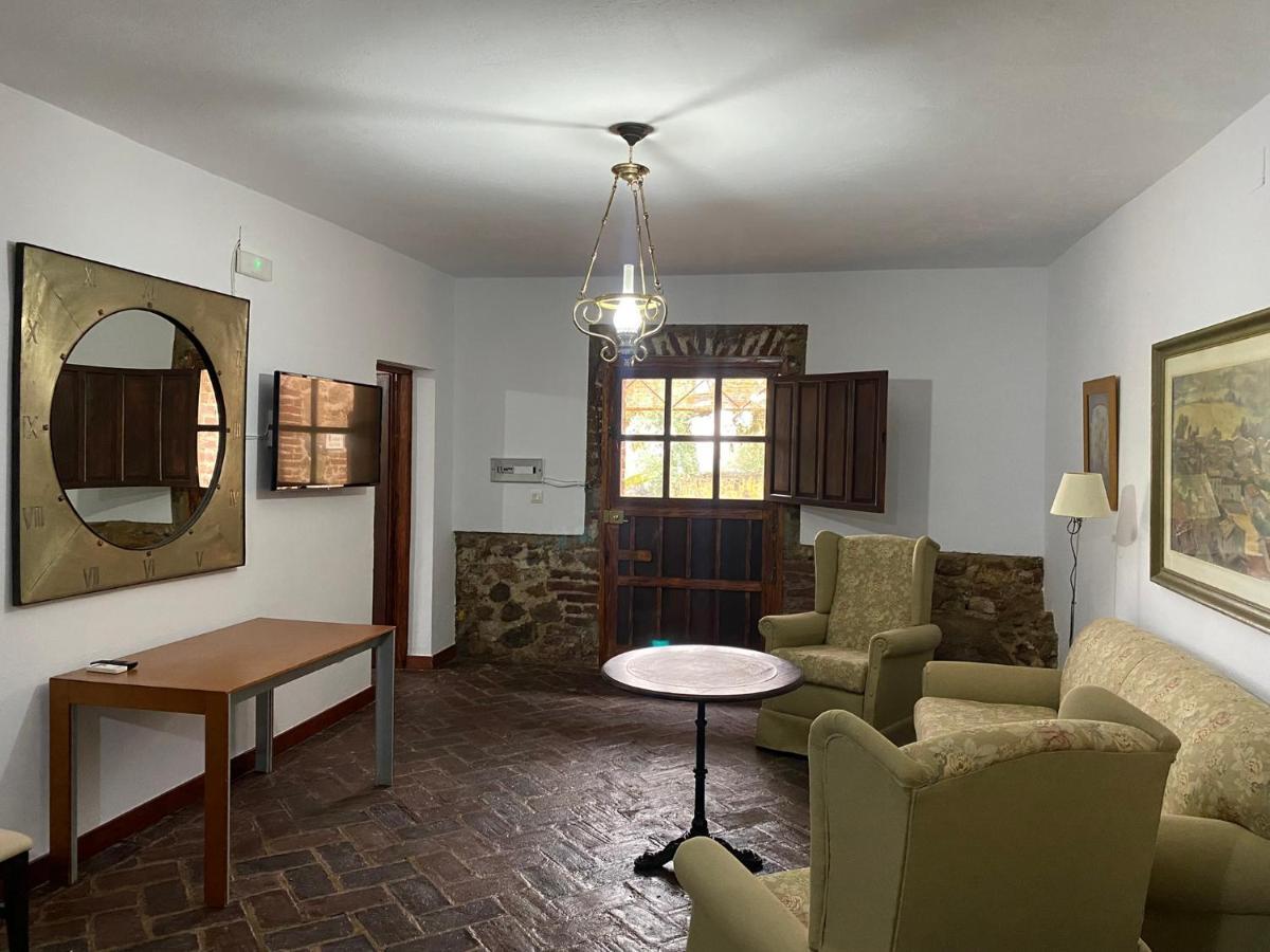 Casas Rurales Monasterio De Rocamador Almendral エクステリア 写真