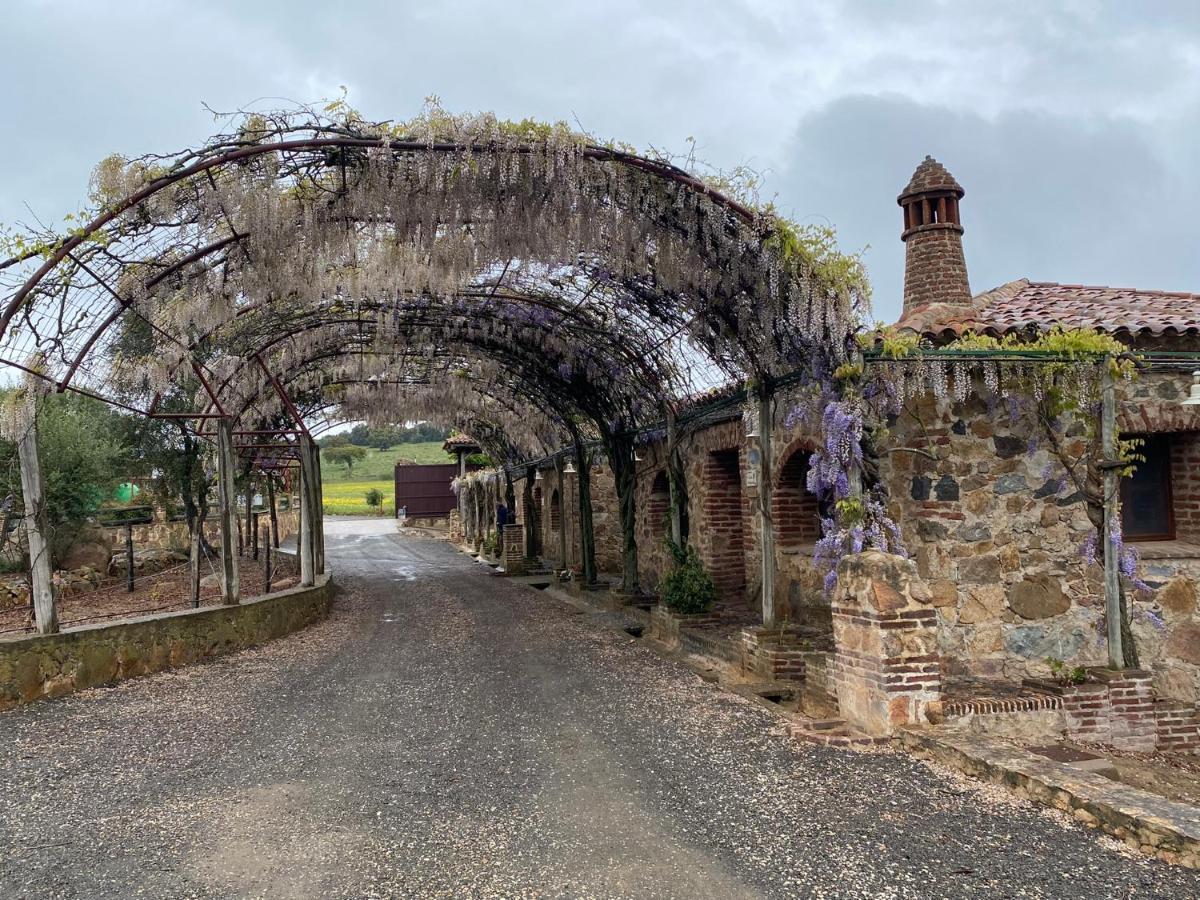 Casas Rurales Monasterio De Rocamador Almendral エクステリア 写真