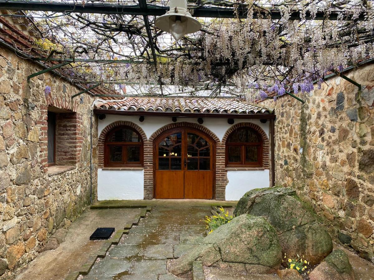 Casas Rurales Monasterio De Rocamador Almendral エクステリア 写真