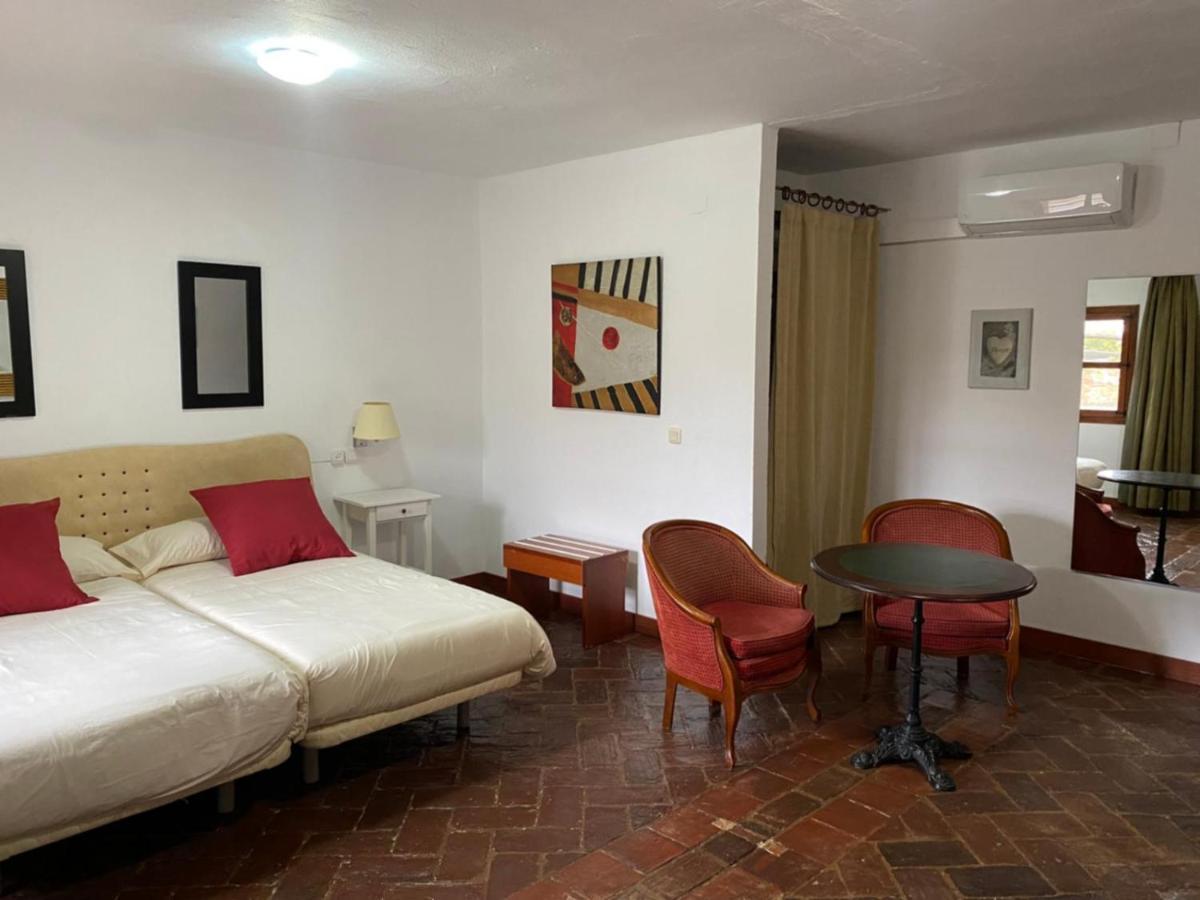 Casas Rurales Monasterio De Rocamador Almendral エクステリア 写真