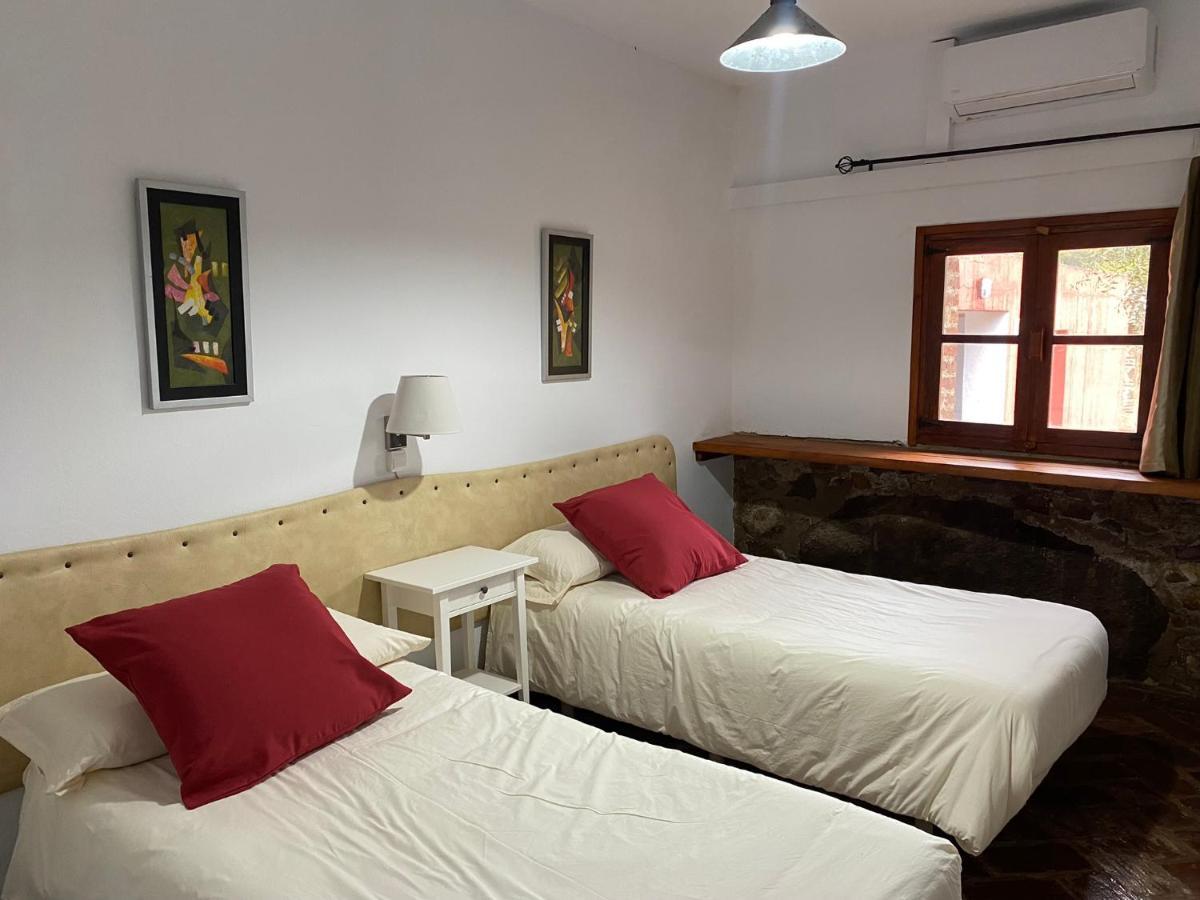 Casas Rurales Monasterio De Rocamador Almendral エクステリア 写真