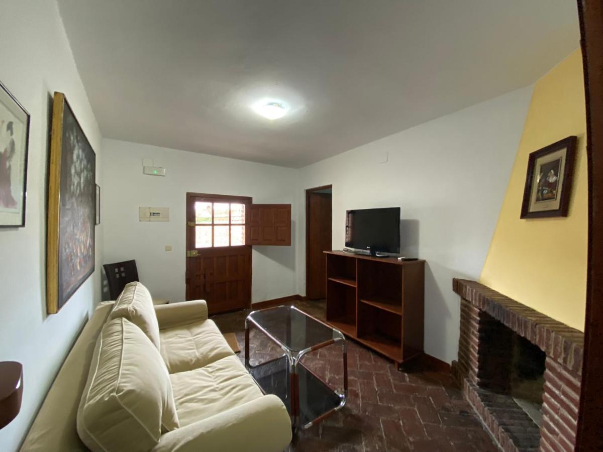 Casas Rurales Monasterio De Rocamador Almendral エクステリア 写真
